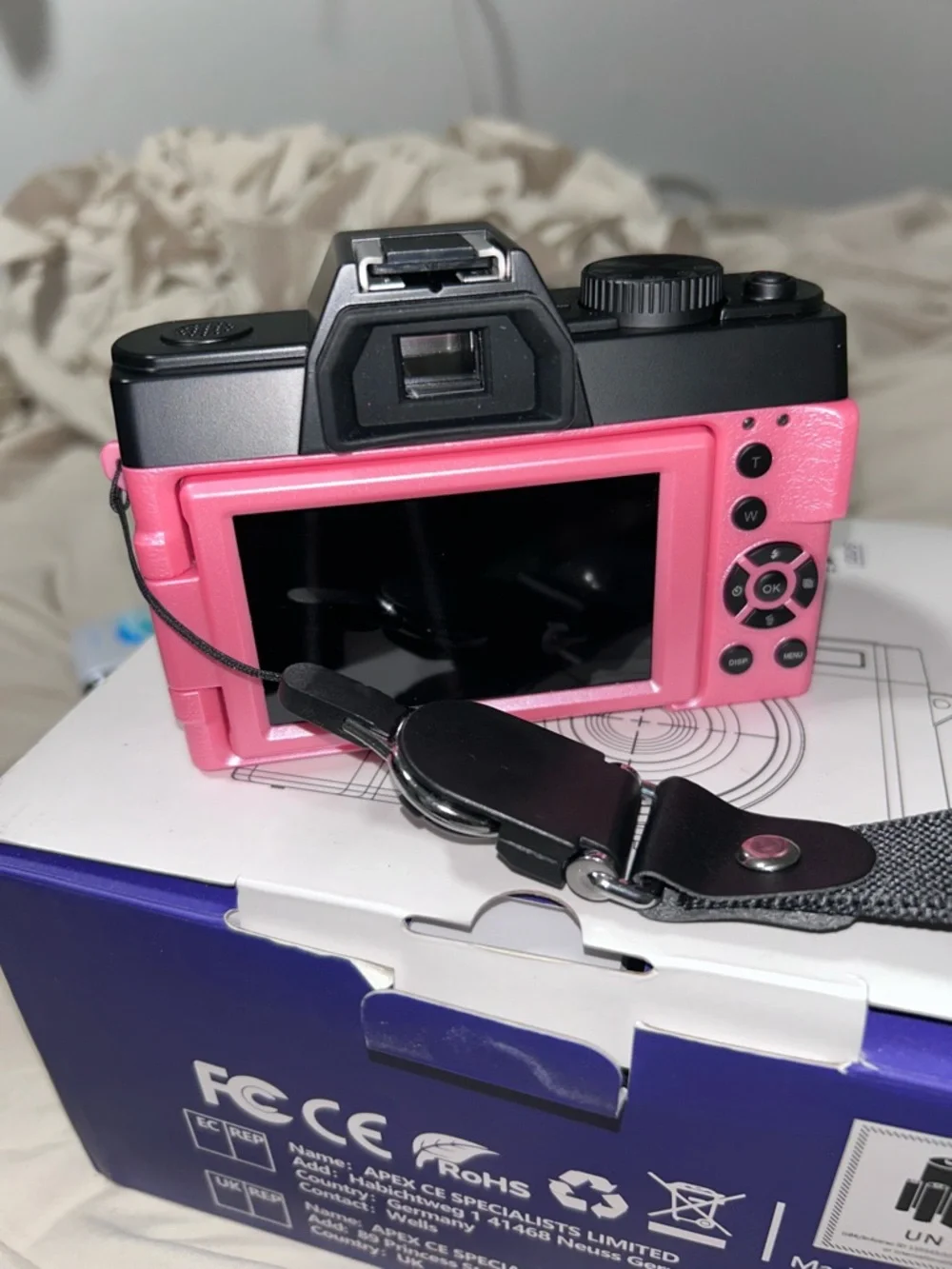 4K Ultra HD Pink Digital Camera with Interchangeable Lens